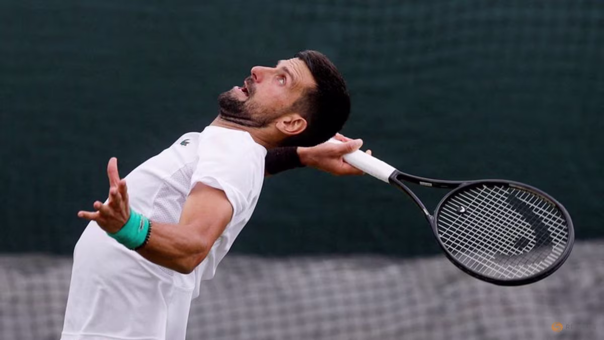 Djokovic'ten Tsitsipas'a Tenis Buluşması, Andreeva Krejcikova ile Karşılaşıyor