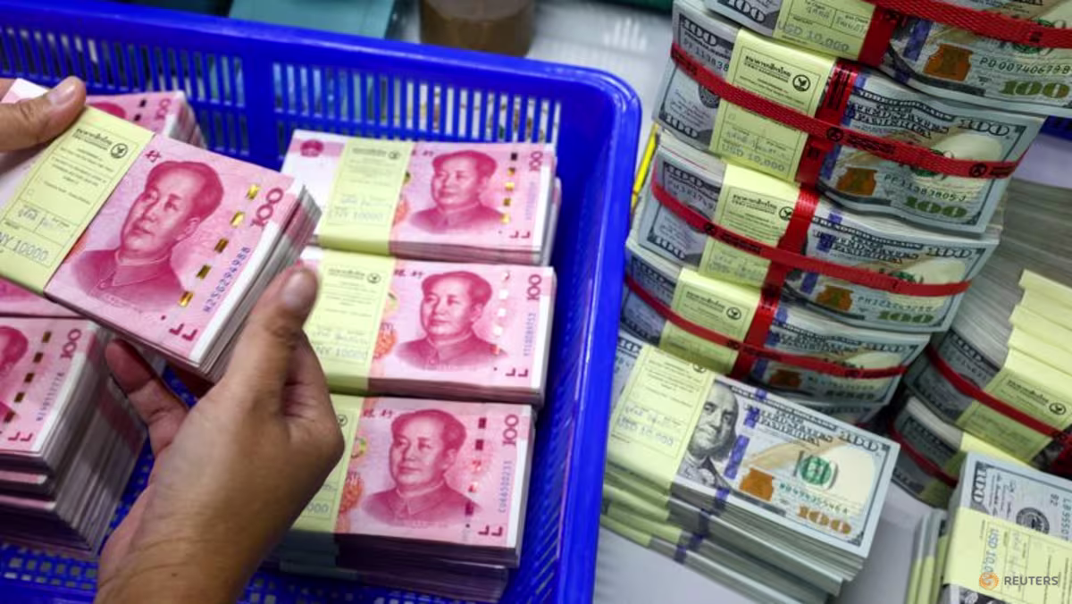 Dolar-yuan Hong Kong'da ilk kez en çok işlem gören döviz çifti oldu