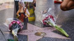 Dolly Parton'ın Hollywood Yıldızı Yenilendi: Vandalizm Sonrası Yeni Yıldız