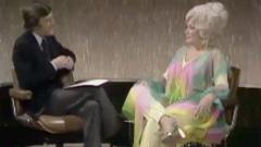 Dolly Parton: Yoksulluktan Yıldızlığa Uzanan Yolculuk