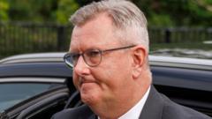Donaldson cinsel istismar davasında mağdur kocası tanıklık yaptı