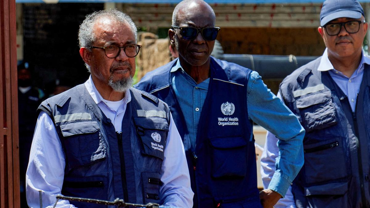 DSÖ Başkanı Uganda'da Ebola Salgınını Ziyaret Etti