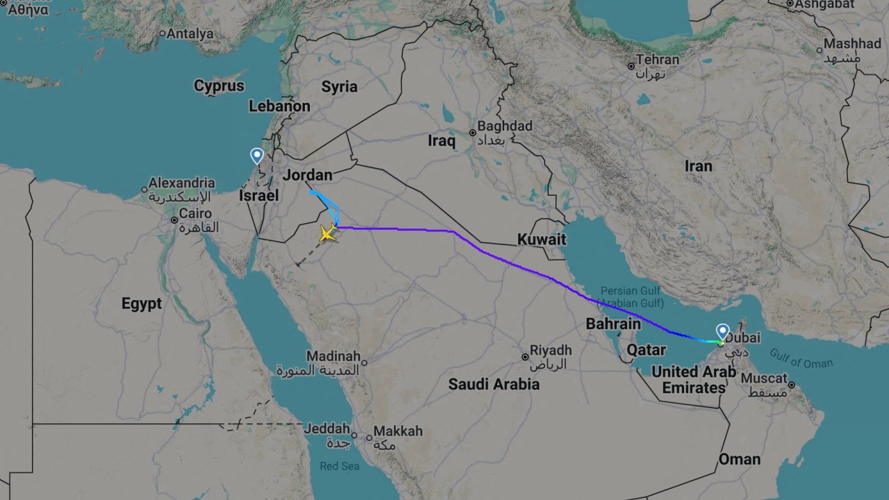 Dubai-İsrail uçağı Suudi Arabistan'a acil iniş yaptı