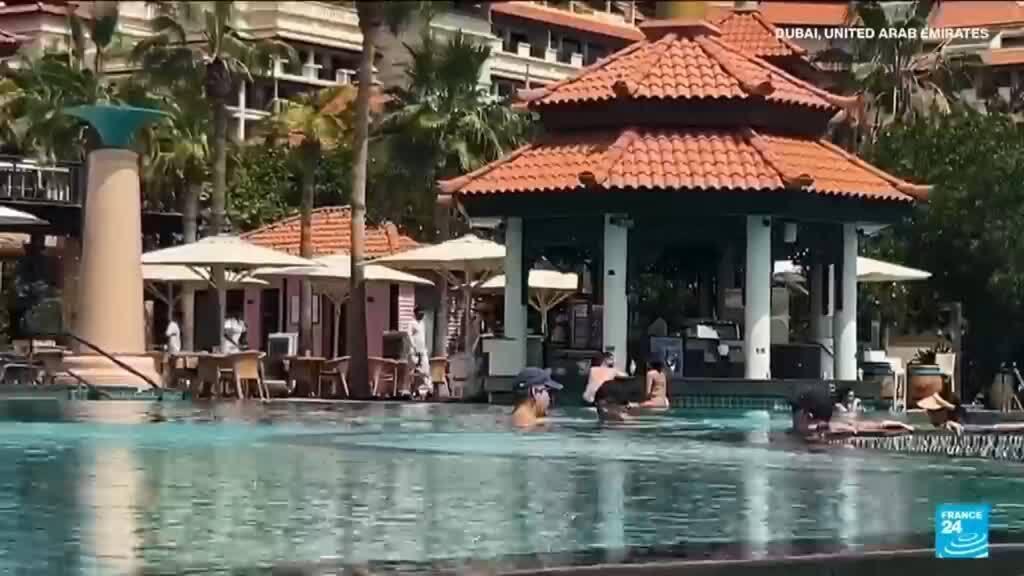 Dubai’de lüks oteller turist kaybıyla yerli halka yöneldi