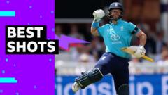 Duckett'ten Lord's'ta tarihi rekor: 141 sayı