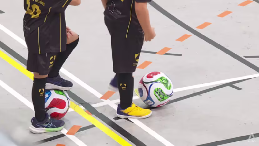 Dünya Kupası rüzgarı Singapur’da gençlik futbolunda patlama yarattı