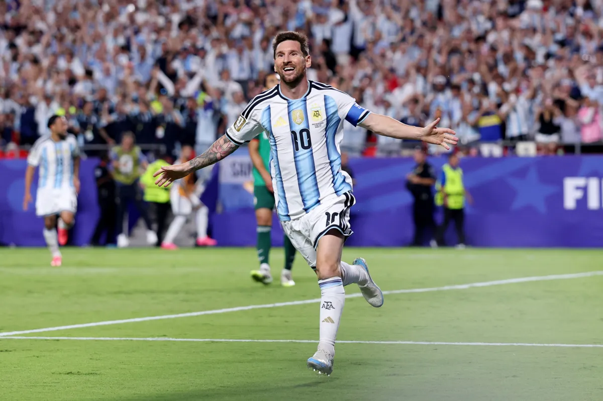 Dünya Kupası yorumcusu, Messi'nin rekor golünde hakemi eleştirdi