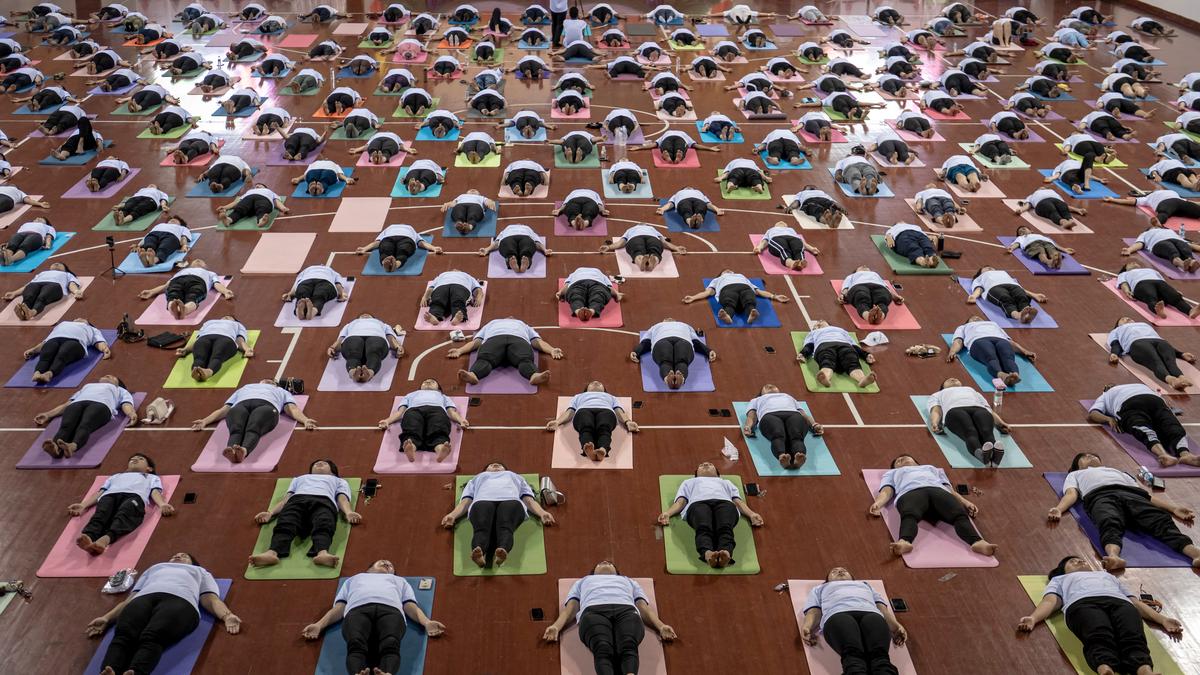 Dünya Yoga Günü'ne milyonlar katıldı