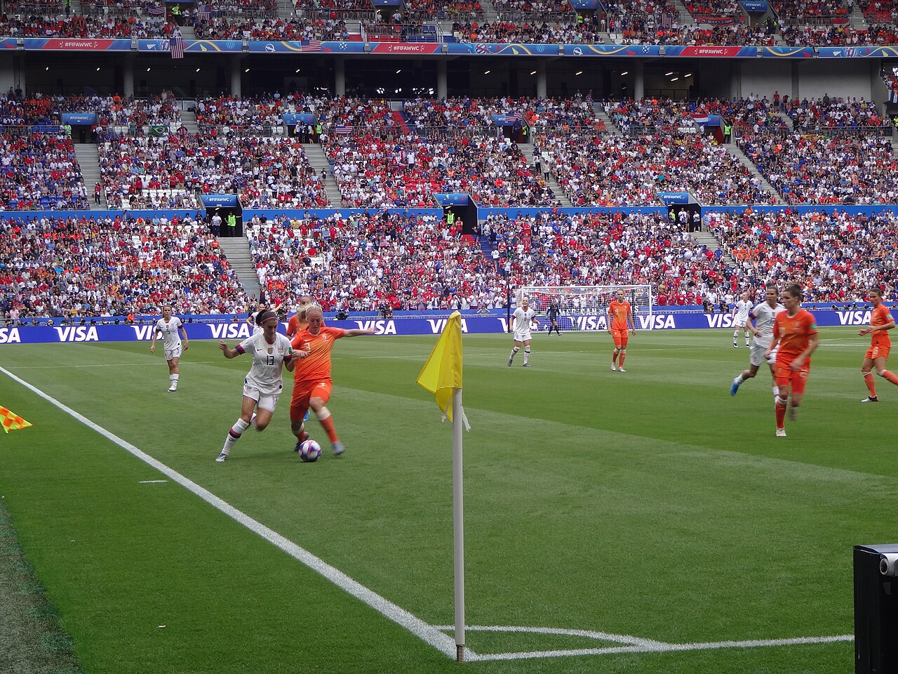 Dünyanın En İyi Kadın Futbolcusu Neden Küçük Bir Londra Takımına Katıldı