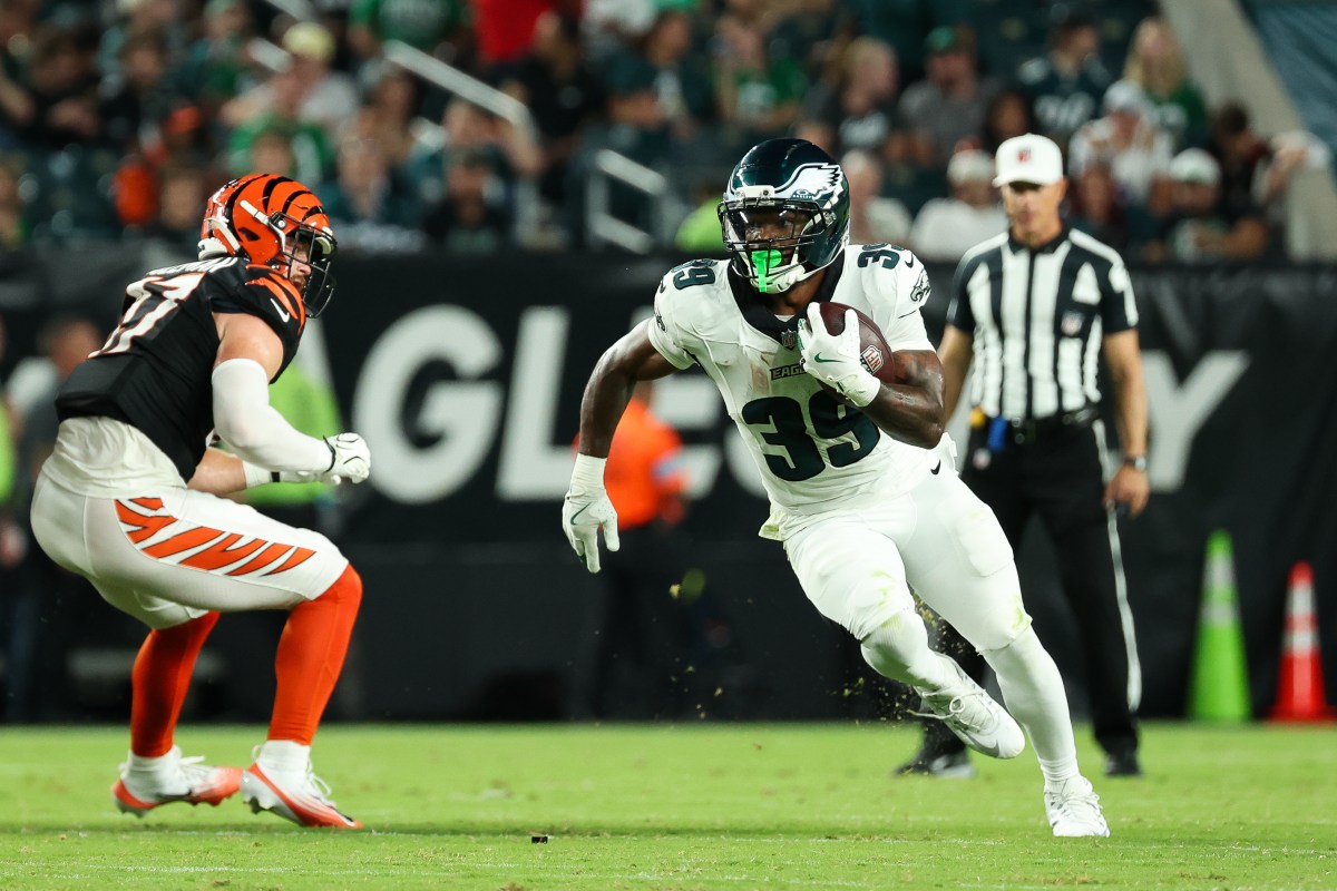 Eagles, Saquon Barkley Belirsizliğinde RB Transferi Yaptı