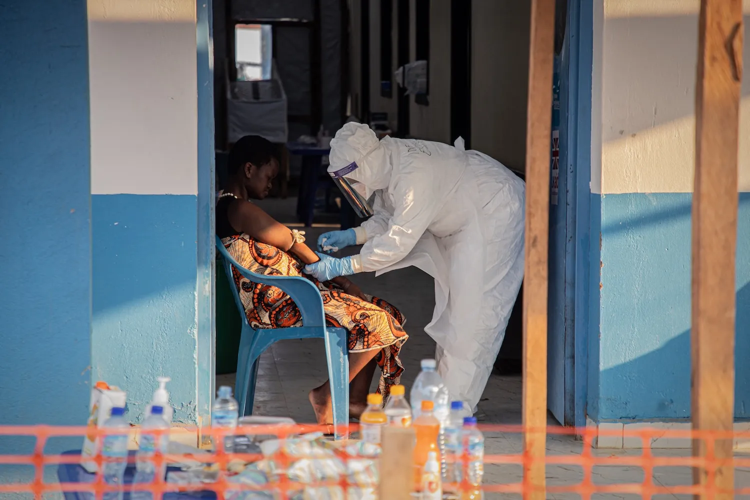 Ebola Salgını Tarihin En Hızlı Yayılımıyla Mücadele Ediyor