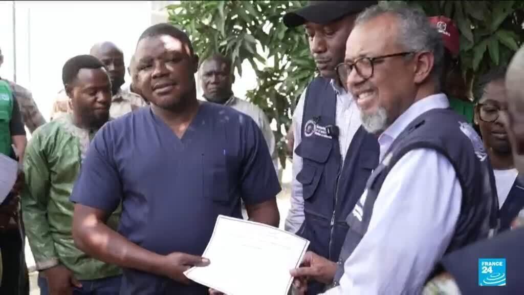 Ebola'dan Kurtulan Hemşireler DRC'de Umut Veriyor