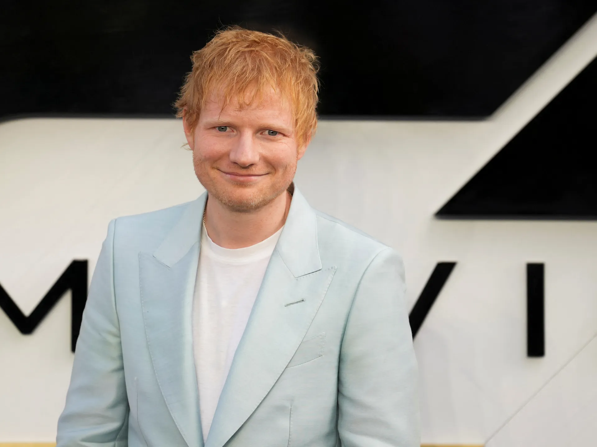 Ed Sheeran konserleri hava muhalefeti nedeniyle iptal edildi