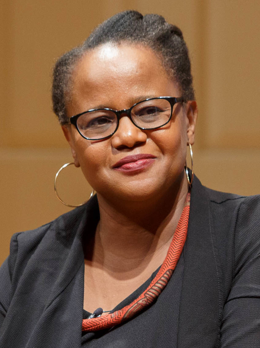 Edwidge Danticat'ın 'Dèy'i: Ateş Altındaki Aile