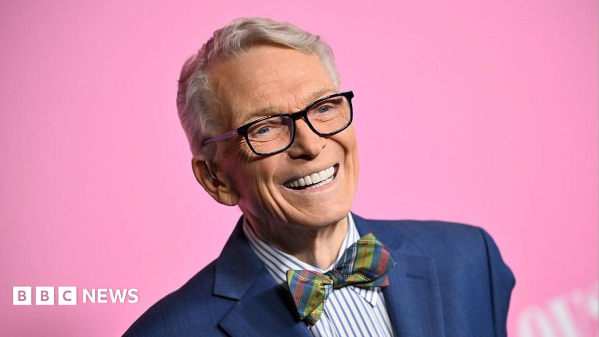 Efsanevi kostüm tasarımcısı Bob Mackie 87 yaşında hayatını kaybetti