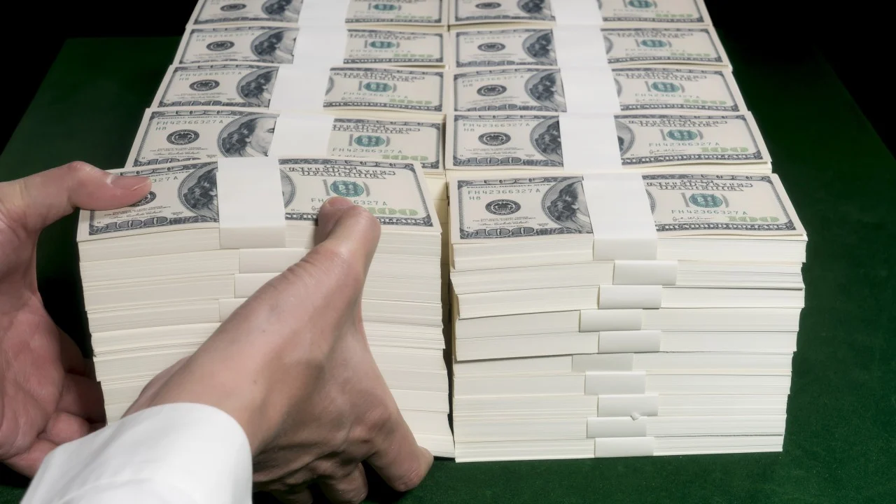 29 Trilyon Dolarlık Egemen Fonlar Enerji Varlıklarına Yöneliyor, Dolar Endişesi Artıyor