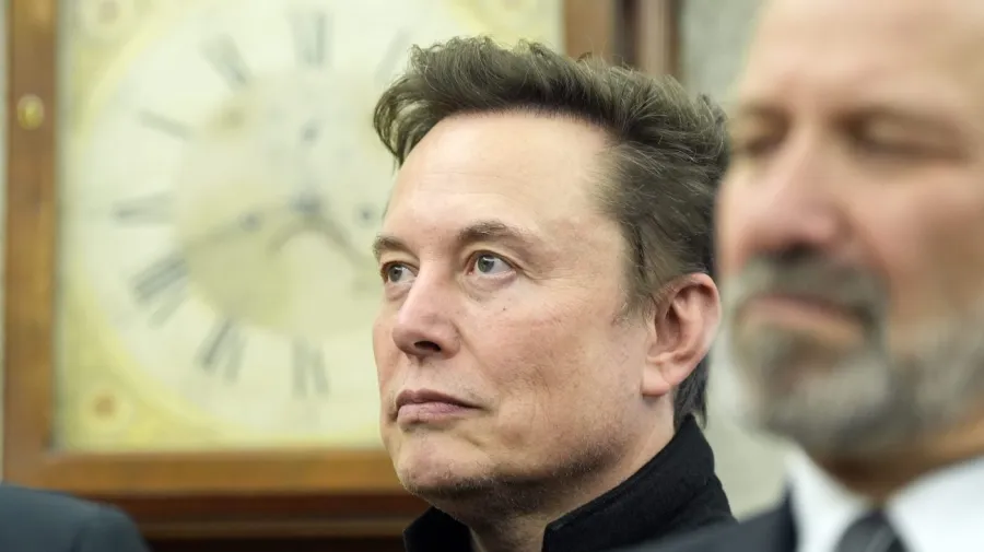 Elon Musk'ın 1 milyon dolarlık seçmen ödemesi yasadışı bulundu