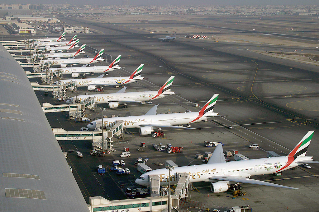 Emirates, İran savaşı nedeniyle yolcuları geri kazanmak için teşvikler açıkladı