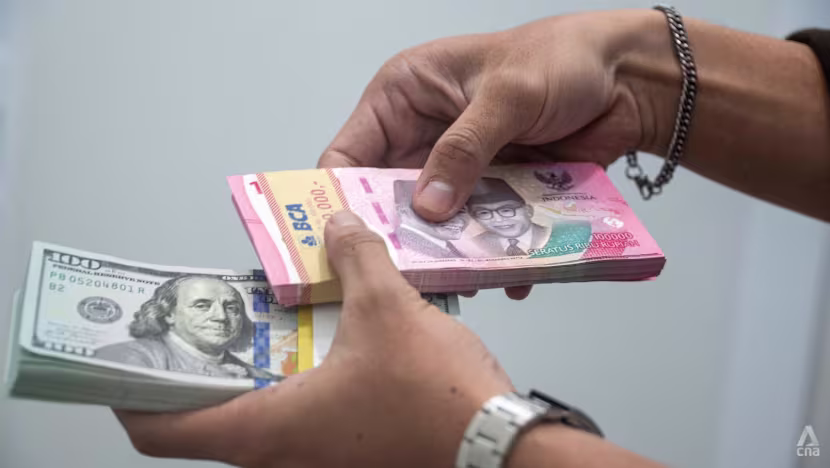 Endonezya'da Rupiah Krizi: Piyasaları Sakinleştirmek İçin Sert Adımlar Gerekiyor
