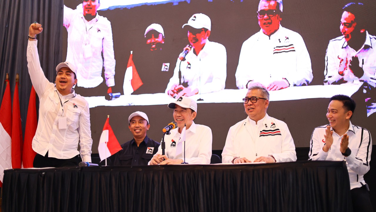 Cakarta'da Jokowi'nin sandalye hesabı