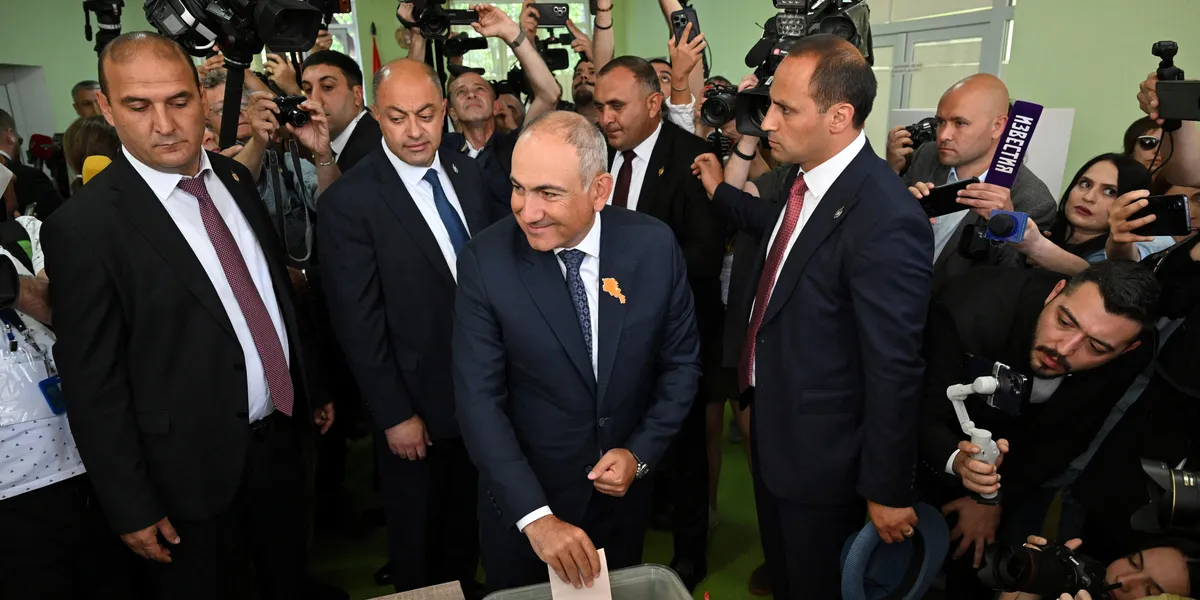 Ermenistan'da Seçimlerin Uluslararasılaşması