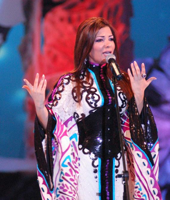 Esad karşıtı yıldız Assala, 15 yıl sonra Şam'da konser verdi