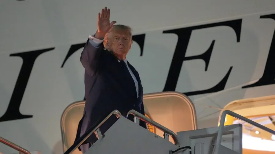 Eski Air Force One ile dönüş: Trump'tan flaş açıklama