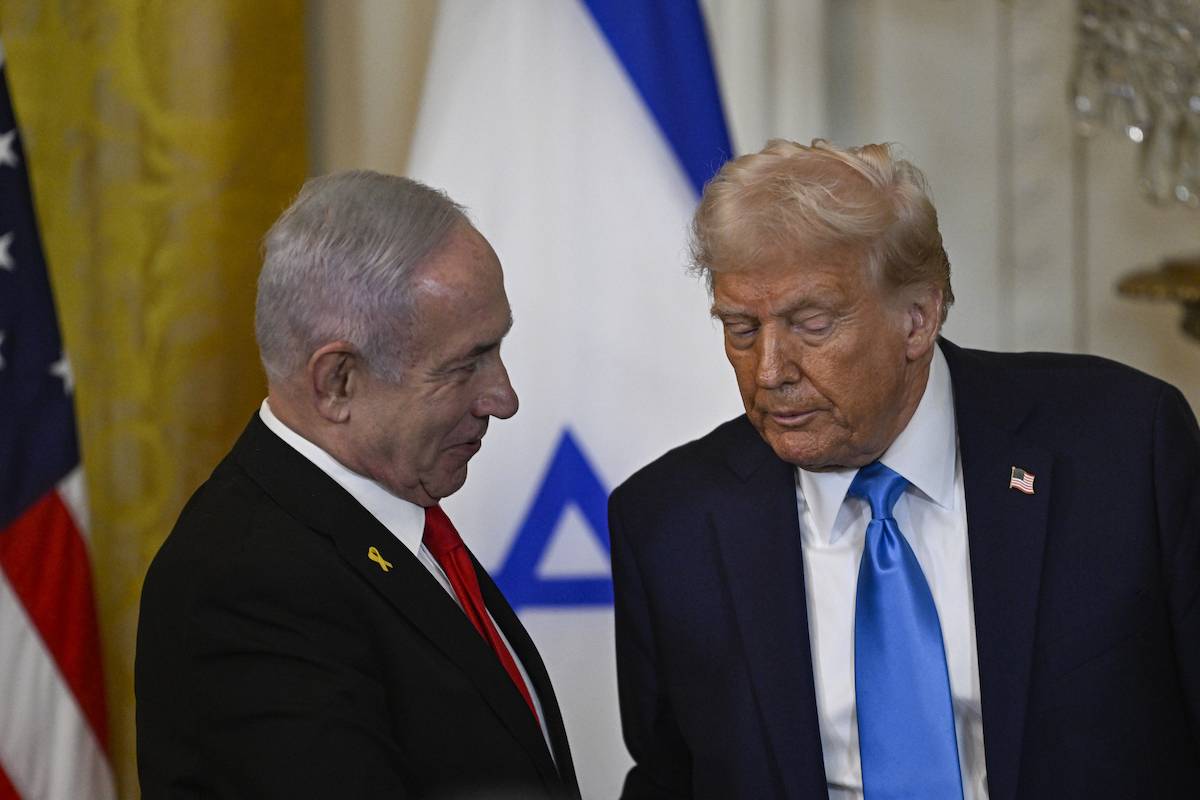 Eski İsrailli yetkililerden Netanyahu görüşmesi öncesi Trump'a çağrı