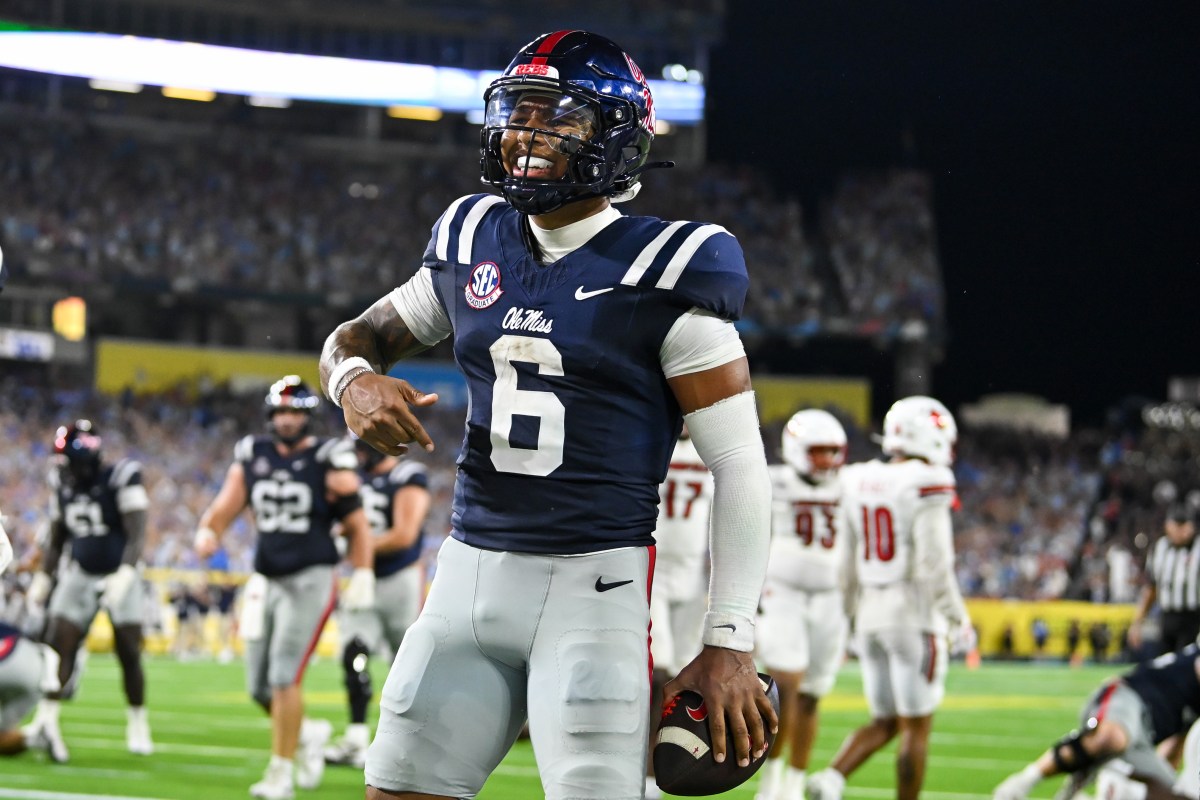 Eski NFL Yıldızı, Trinidad Chambliss'in Draft Hisse Senedini Düşüren Faktörü Açıkladı