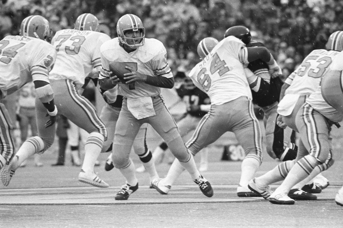 Eski NFL Yıldızı ve Koç Fred Hoaglin 82 Yaşında Hayatını Kaybetti