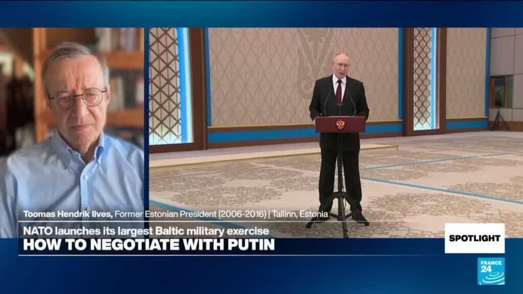 Estonya'nın eski Cumhurbaşkanı'ndan Putin dersleri
