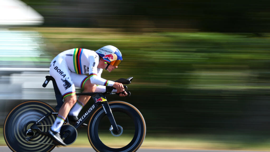 Evenepoel, Tour de France 16. Etabı’nda Pogacar’ı 28 Saniye Geçti