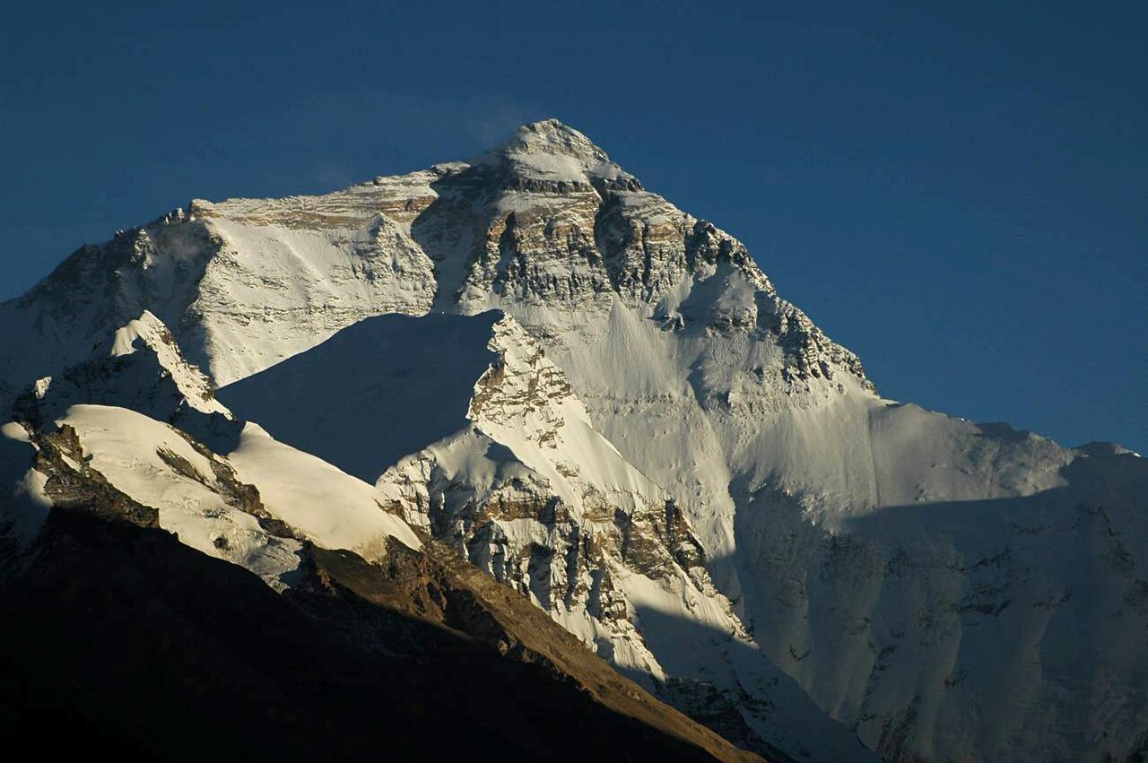 Everest'te 7 Gün Mahsur Kalan Dağcı Çıplak Elle Kurtarıldı