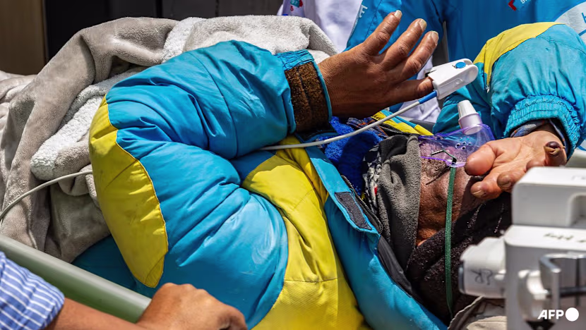 Everest'te 6 gün kayıptı, sağ bulundu