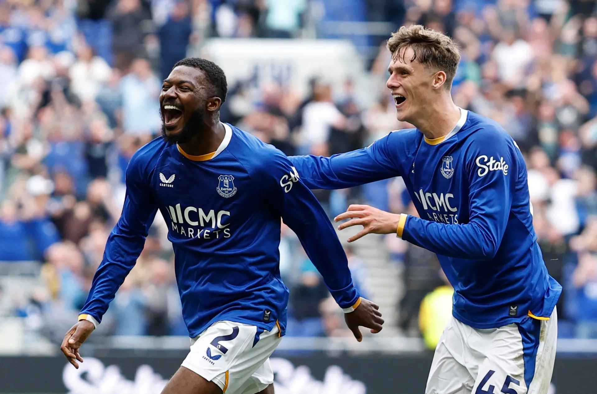 Everton-Manchester United canlı: Premier Lig'de kritik mücadele