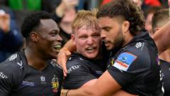 Exeter, Saracens'i devirerek play-off'a kaldı ve McCall dönemini sonlandırdı