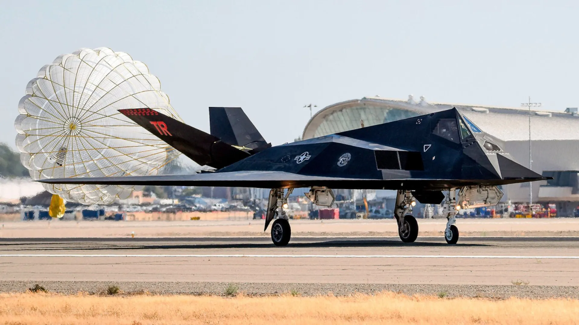 F-117 Nighthawk'ın Kuyruk Kancası İçin 20 Yıl Sonra Yeni Patlayıcı