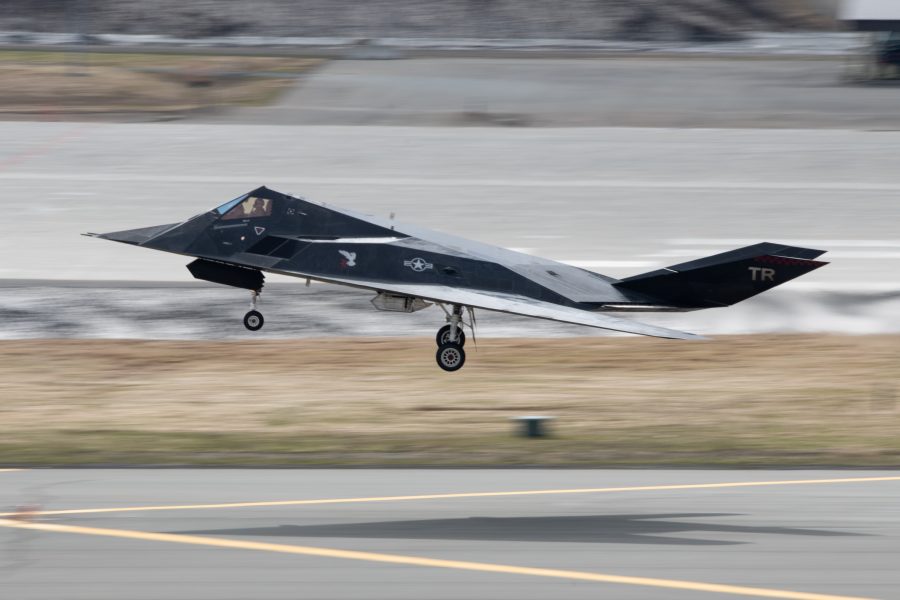 F-117 Nighthawk: Stealth'in Tarihi Smithsonian'da