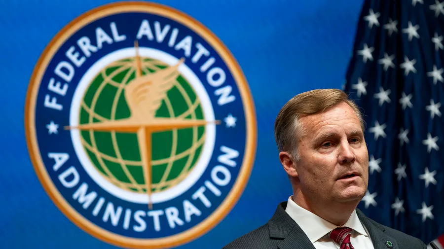 FAA'nın 2 Numaralı İsmi Chris Rocheleau Eski Lobicilik Görevine Dönüyor