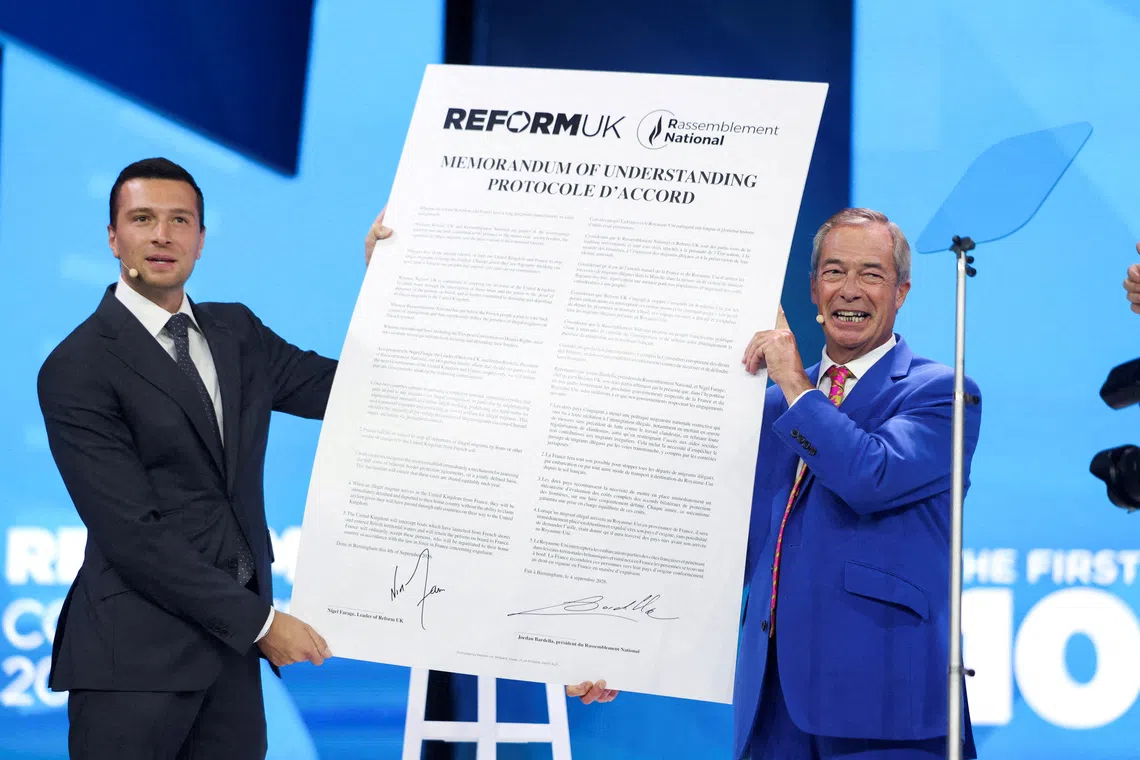Farage ve Bardella'nın 'küçük tekneler' anlaşması Fransa'da tartışma yarattı