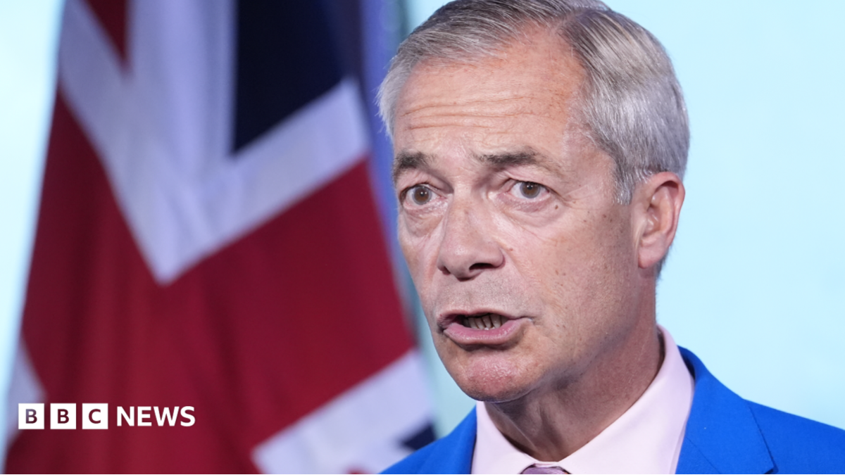 Farage, 'kamusal hayattaki geleceği' hakkında açıklama yapacak
