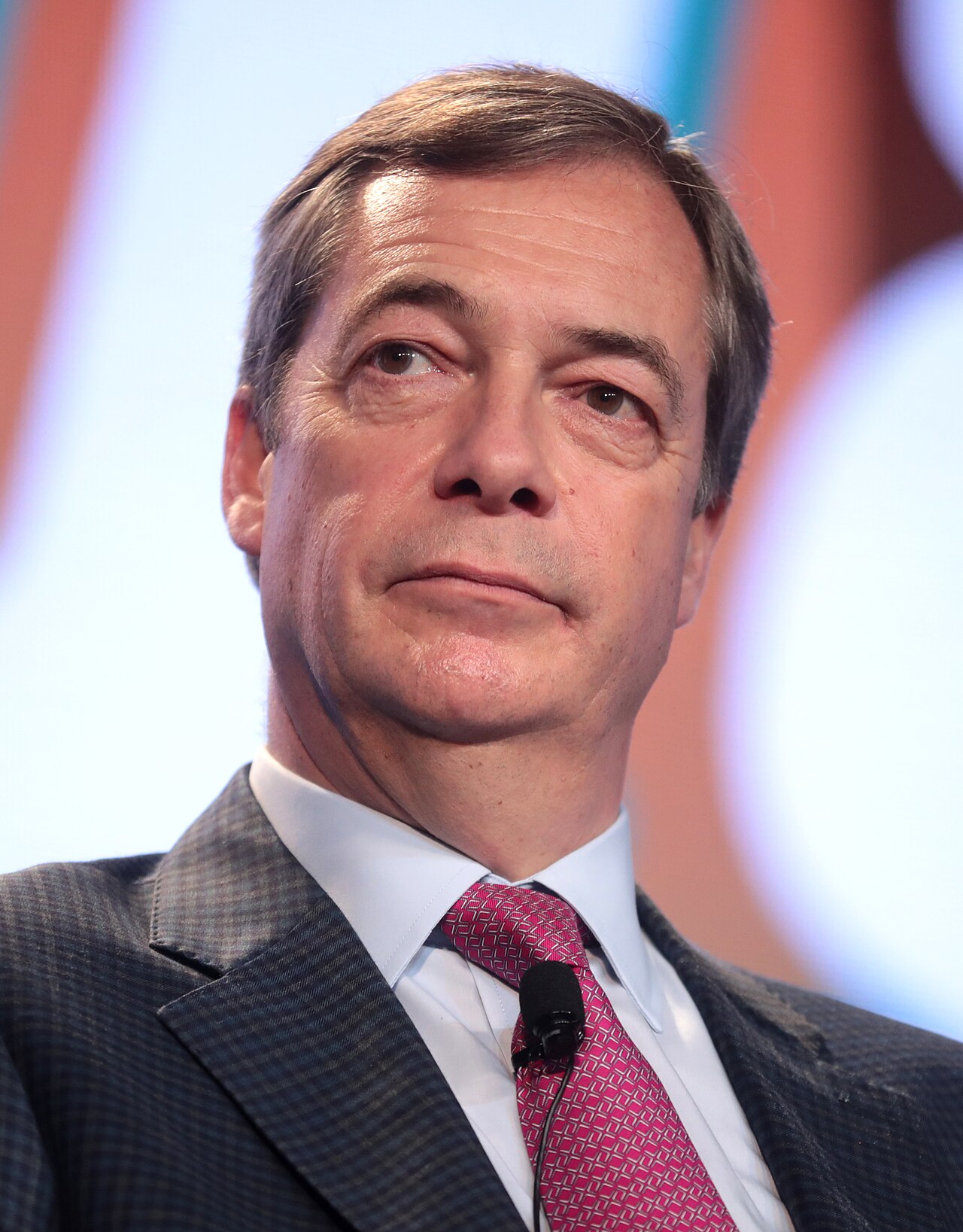 Farage, Sky News muhabirine saldırdı: 'Ciddi sonuçları olacak