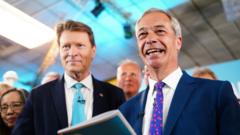 Farage ve Tice, NCA'yı mali bilgi sızdırmakla suçlayarak dava açtı