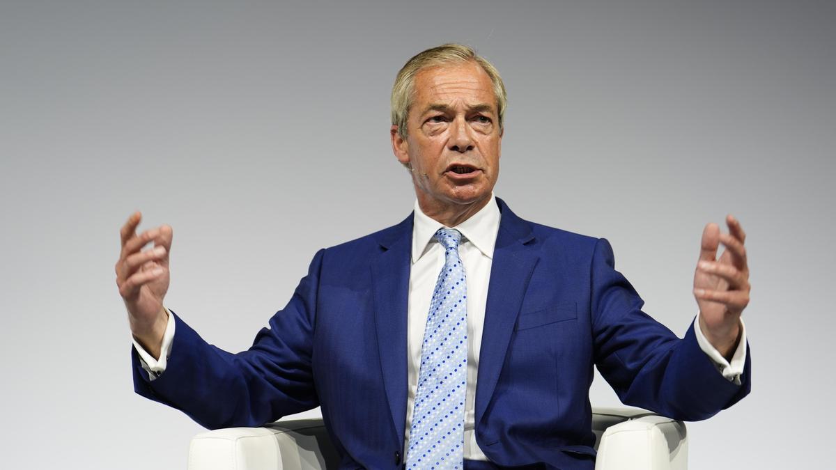 Farage'a Yeni Raporun Ardından Etik Soruşturması