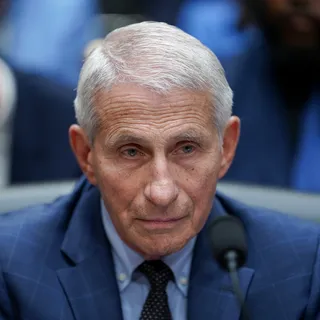 Fauci, Senato'da 5. Maddeyi Gerekçe Göstererek İfade Vermeyi Reddetti