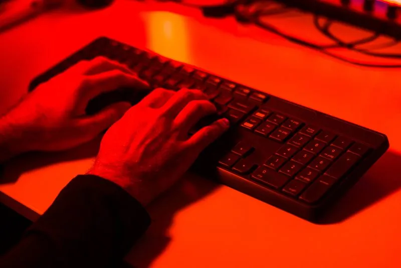 FBI, ehliyet bilgilerinin dark web'de sızdırıldığı iddiasını araştırıyor