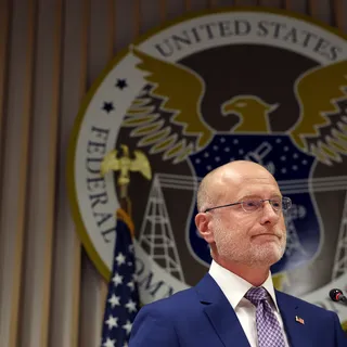 FCC, televizyon sahiplik sınırını kaldırdı