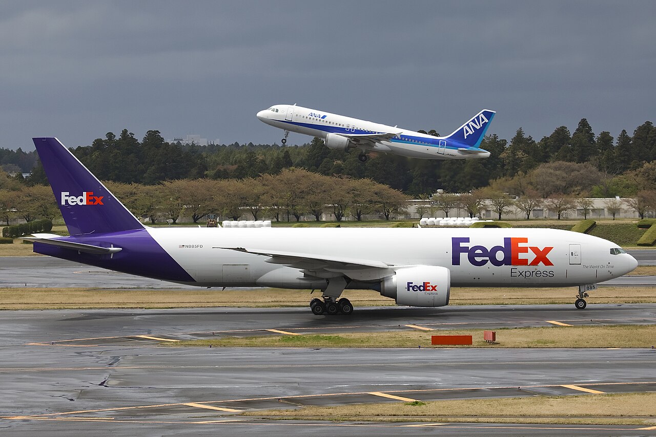 FedEx ve Diğer Şirketler Güney Kaliforniya'da İşten Çıkarma Yaptı