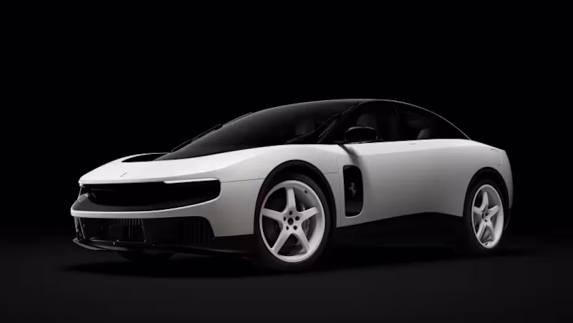 Ferrari'nin ilk elektriklisi rekor fiyata satıldı