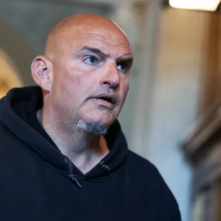 Fetterman, GOP Kongresinde Trump'ı Övdü